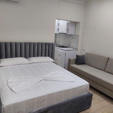 Vlorë Sole Inn מראה חיצוני תמונה