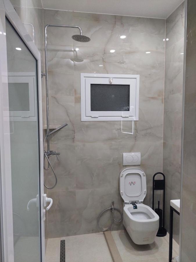 Vlorë Sole Inn מראה חיצוני תמונה